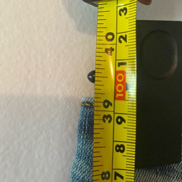 Judy Blue Women's size 5 / 27 Straight Leg Light Wash Jeans - Picture 6 of 9